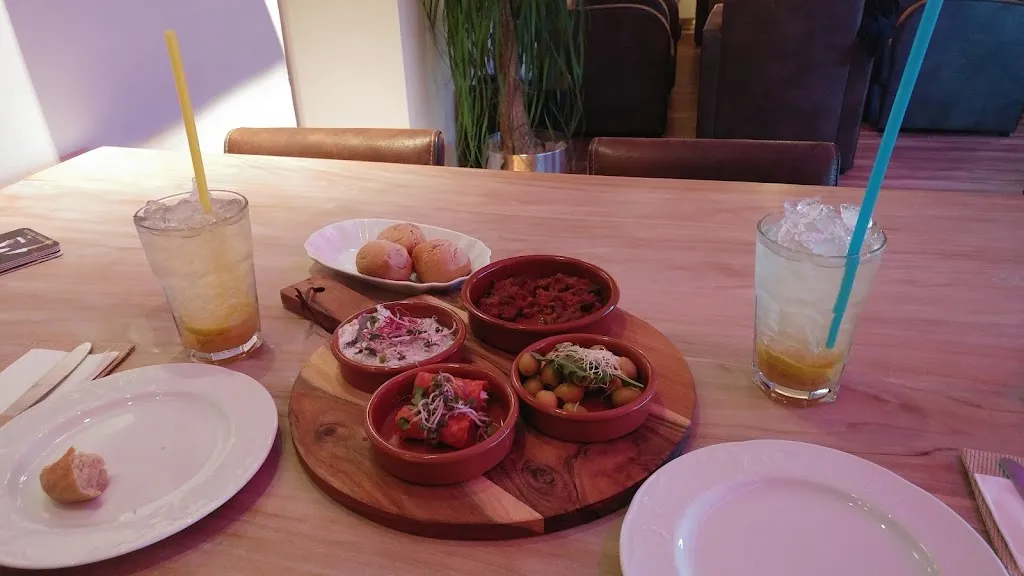 Noah's Cafe & Bar_Herzogenrath_slider_image_2