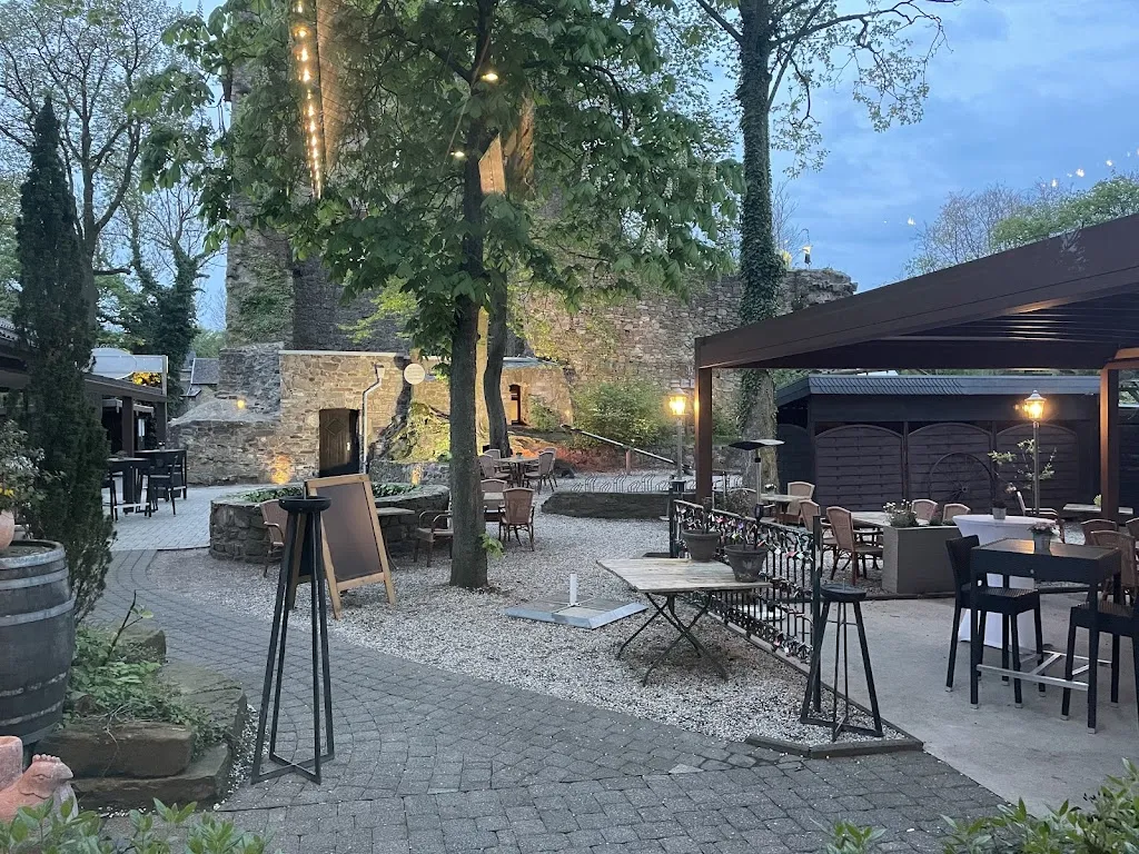 Burg Wilhelmstein, Restaurant & Freilichtbühne Würselen (nahe Aachen)_Würselen_slider_image_1