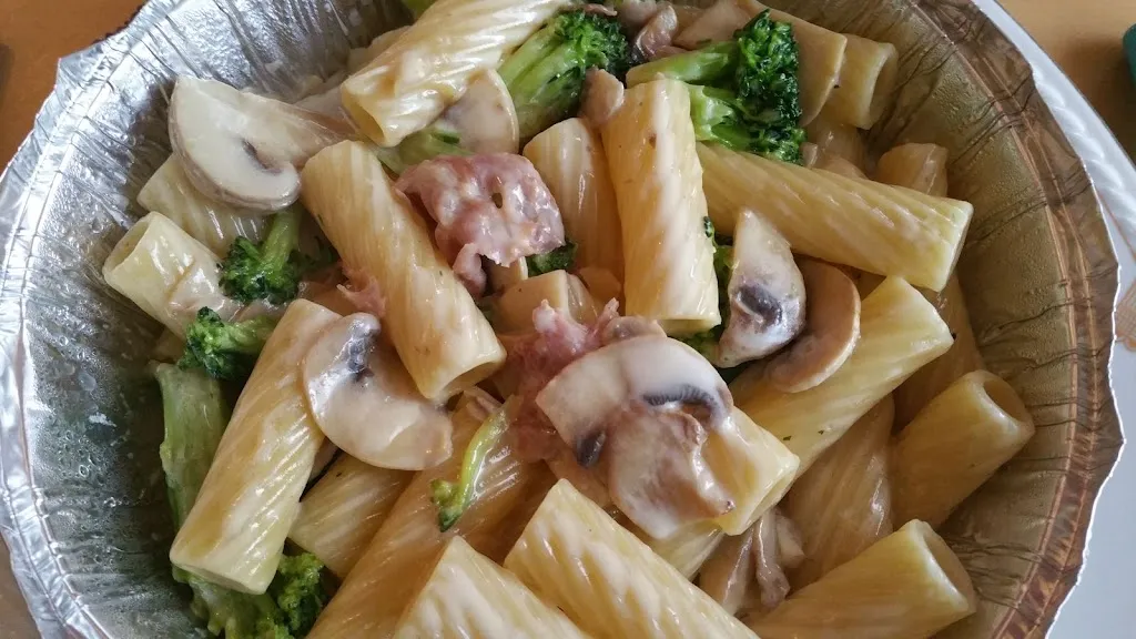 Menu_Pizzeria La Piccola Herten_Herten_image_5