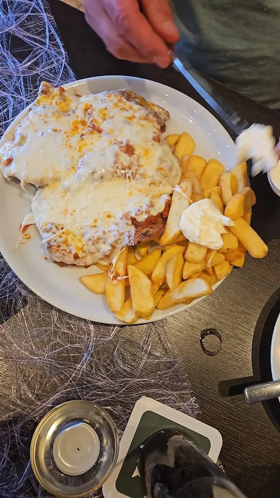 Katja Kuhlmann_Schnitzelhaus - Christ_Herten_review