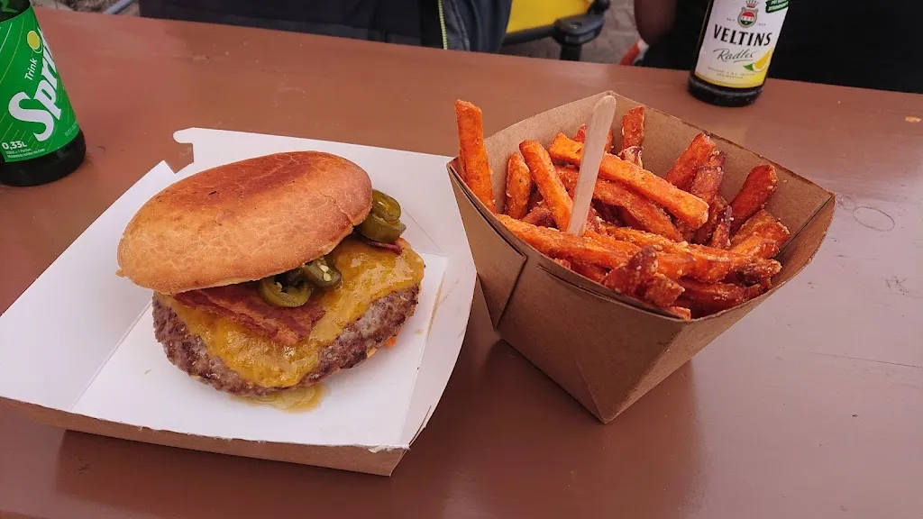 Menu_Foodtruck Moto59 Zeche Ewald_Herten_immagine_9