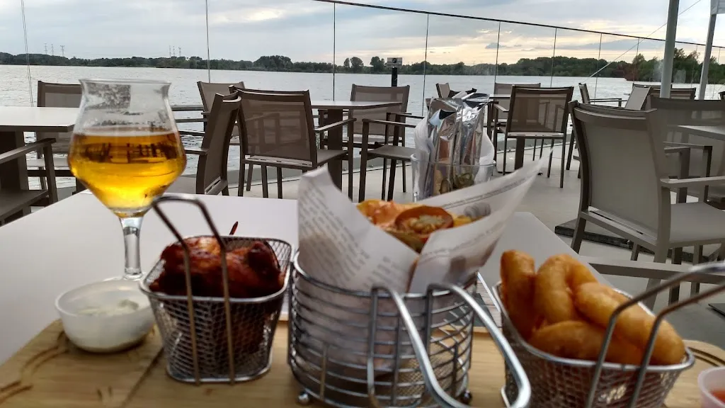 John Veenkant_Oolderhof Restaurant - Brasserie - Bar Roermond_Netherlands_review