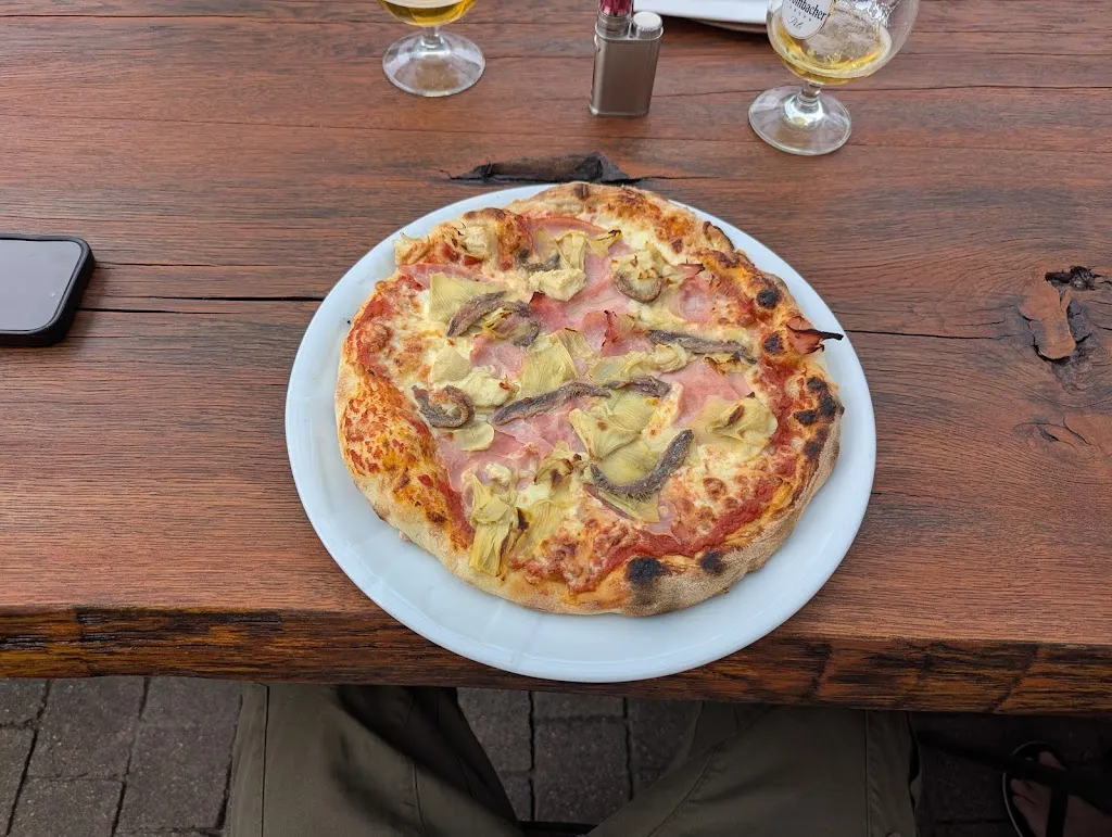 Trattoria Pizzeria Da Vella_Hilchenbach_slider_image_3