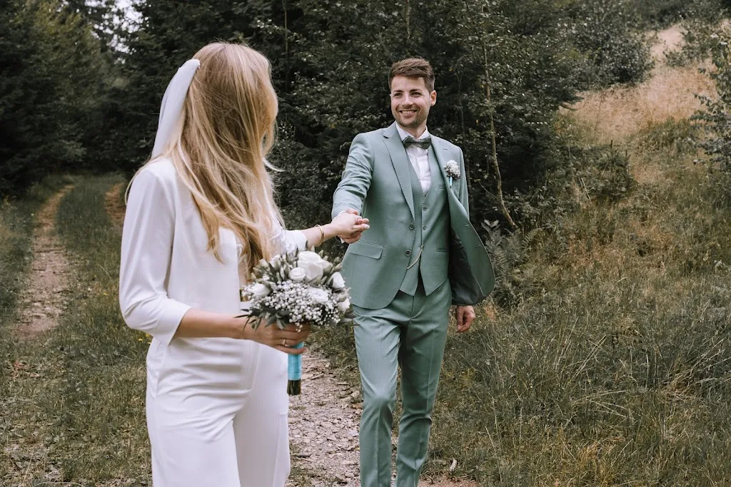 Miriam Folak - Hochzeitsfotografin Sauerland_Gut Ahe, Landgasthof | Café_Kirchhundem_recensione