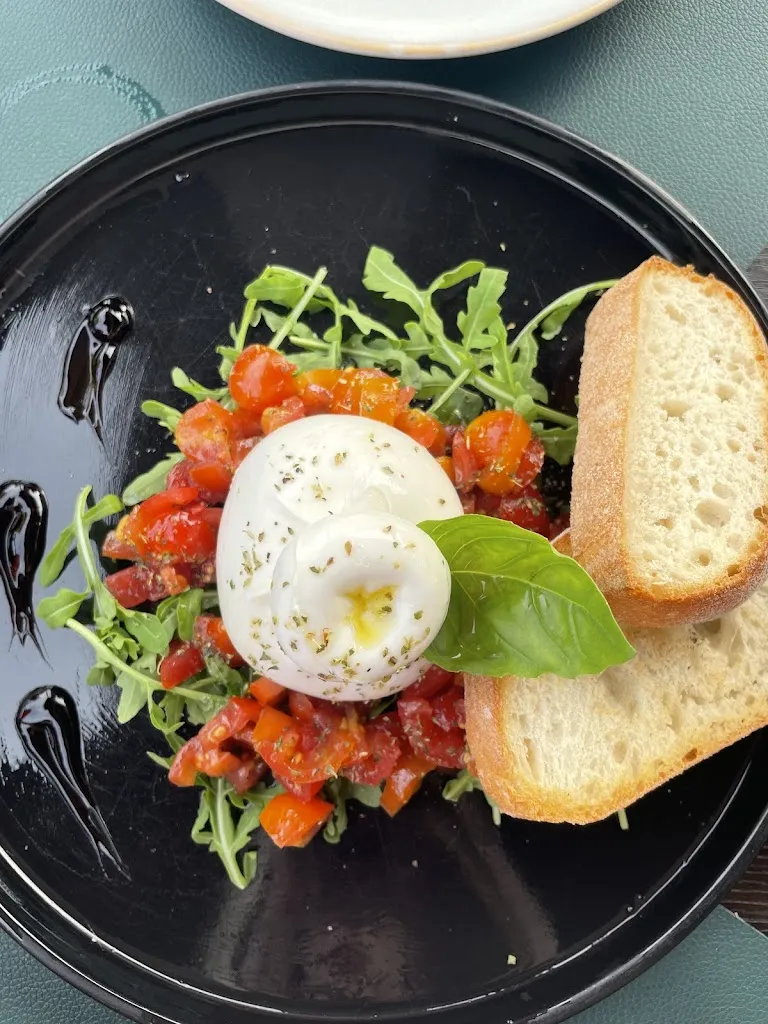 Helen V_Little Italy_Holzwickede_review