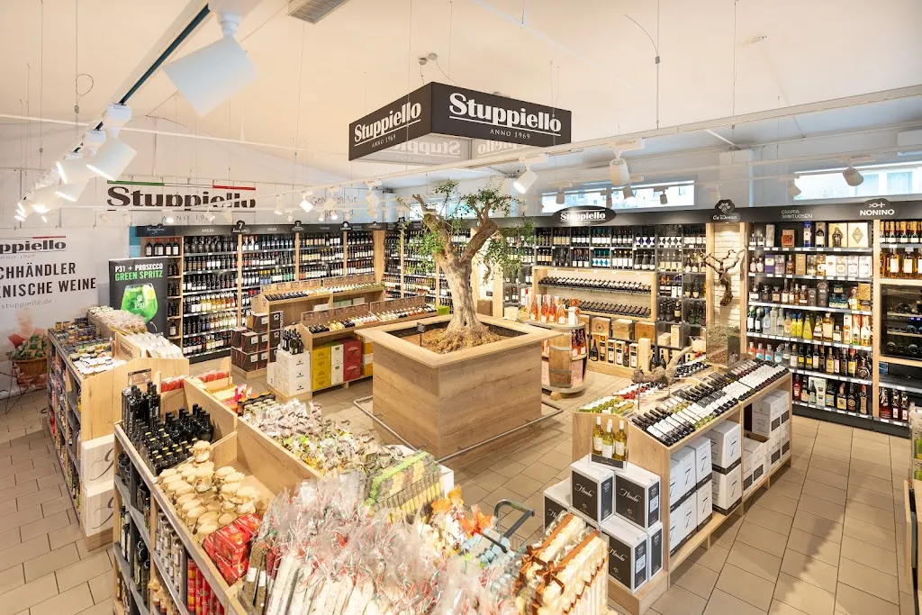 Stuppiello ital. Feinkost Und Weine restaurant in Minden