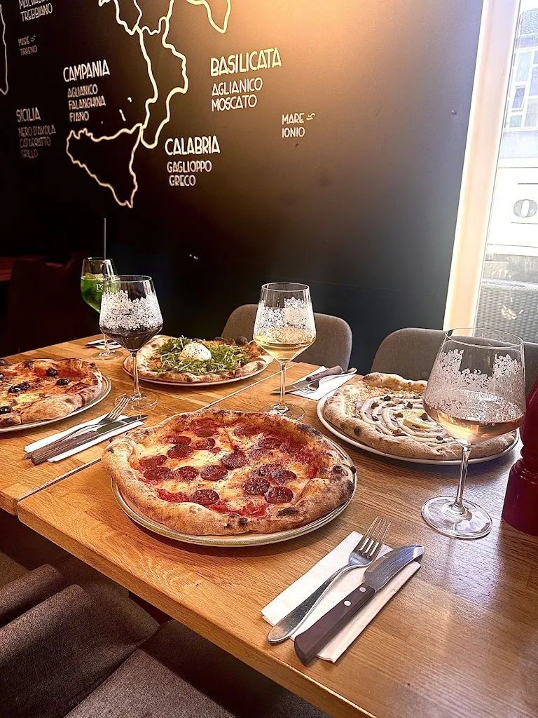 Stuppiello ital. Feinkost Und Weine_Minden_slider_image_3