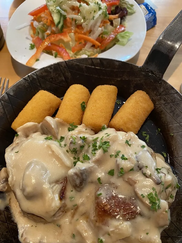 Einstein Restaurant & Bistro_Hövelhof_slider_image_3