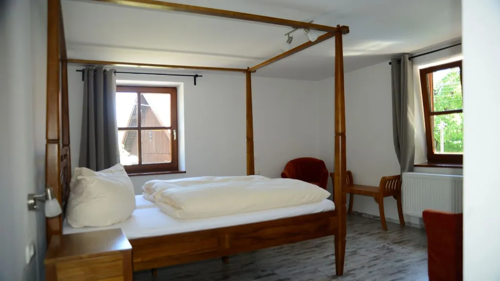 Landgasthof Haller restaurant in Gauting