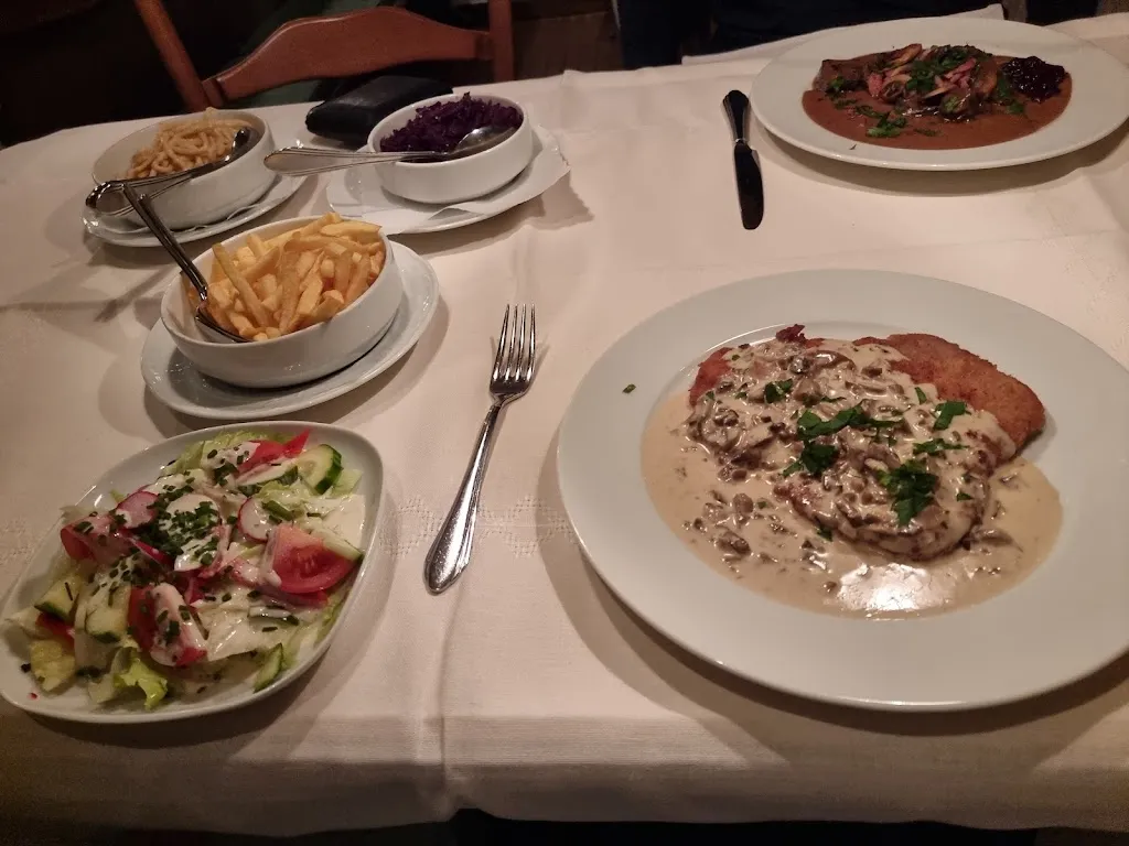 Hotel-Restaurant Piärdestall restaurant in Hövelhof