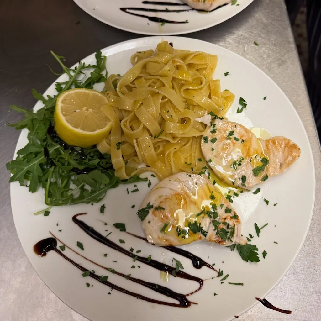 Al Sole Bar Ristorante_Horn_slider_image_2