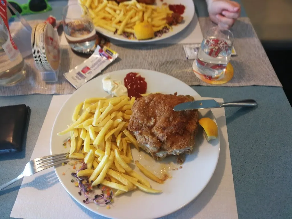 Lido_Horn_slider_image_2