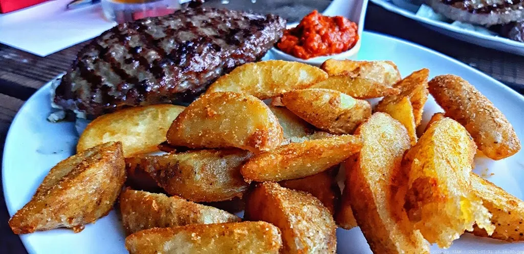 Balkan Grill Haus_Hamburg_slider_image_3