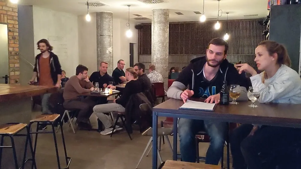 MUTED HORN_Berlin_slider_image_2