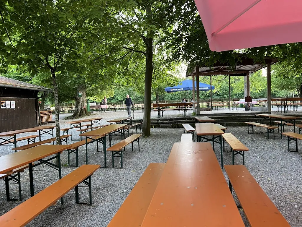 Forsthaus Kasten Biergarten (bei schönem Wetter)_Gauting_slider_image_1