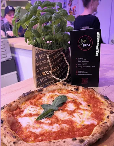 Just Pizza - autentica napoletana_Hückeswagen_slider_image_3