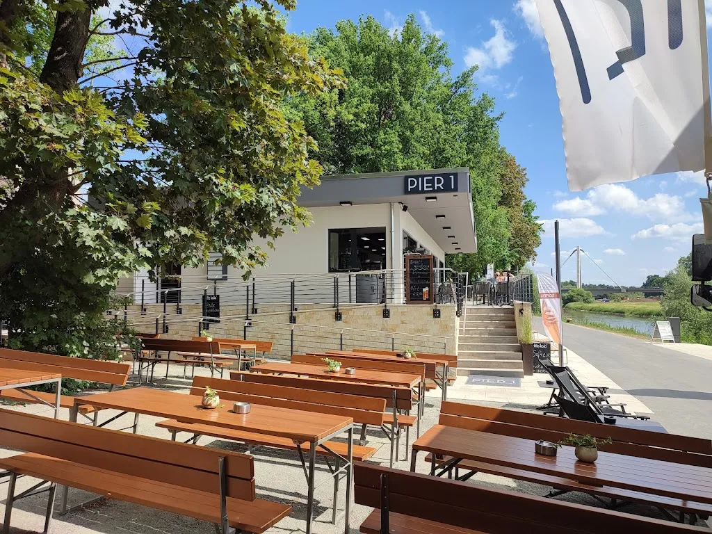 Pier 1 restaurant in Höxter