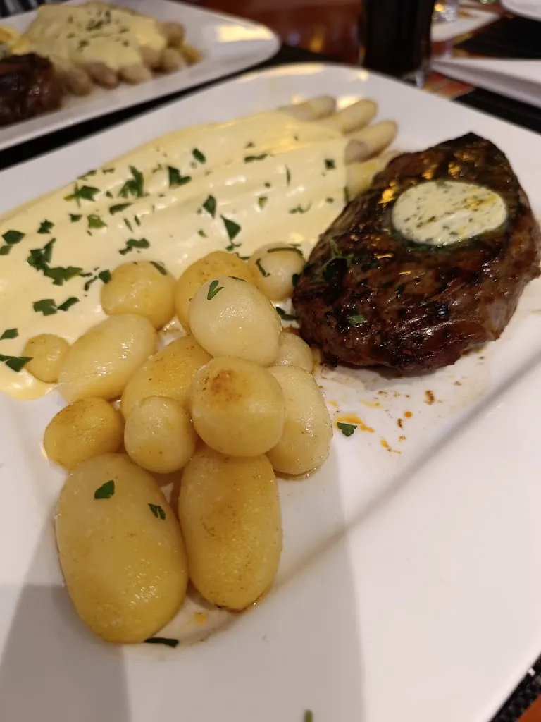 Menu_Hotel und Restaurant Corveyer Hof_Höxter_image_6