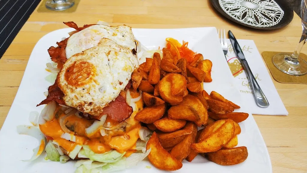 Menu_Hotel und Restaurant Corveyer Hof_Höxter_image_8