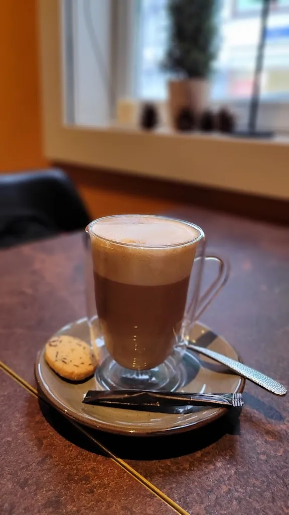 Menu_CafeBar Die Apotheke Dein Lieblings-Bistro mit Nebenwirkungen: Hunger, Durst & gute Laune_Höxter_image_8