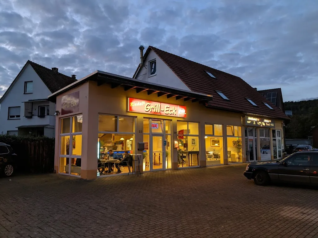 Riedels Grill-Eck_Höxter_slider_image_3