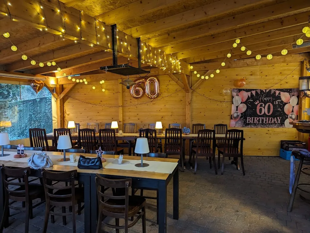 Kerstin Greunke_Tacheles im Wacholderhäuschen_Hünxe_avis