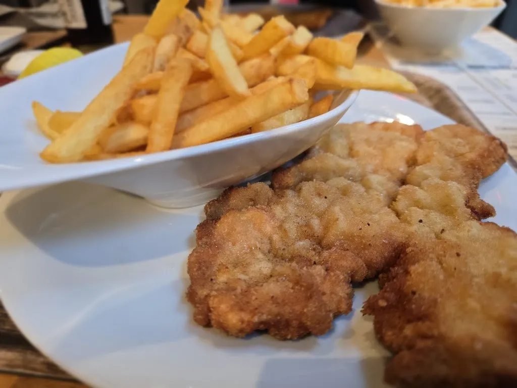 Marek Jeleśniański_Bistro Lebenswelten - Humboldt Forum_Berlin_review