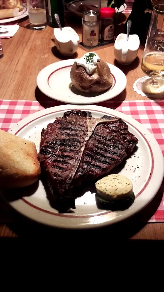 BLOCK HOUSE Am Alexanderplatz_Berlin_slider_image_2