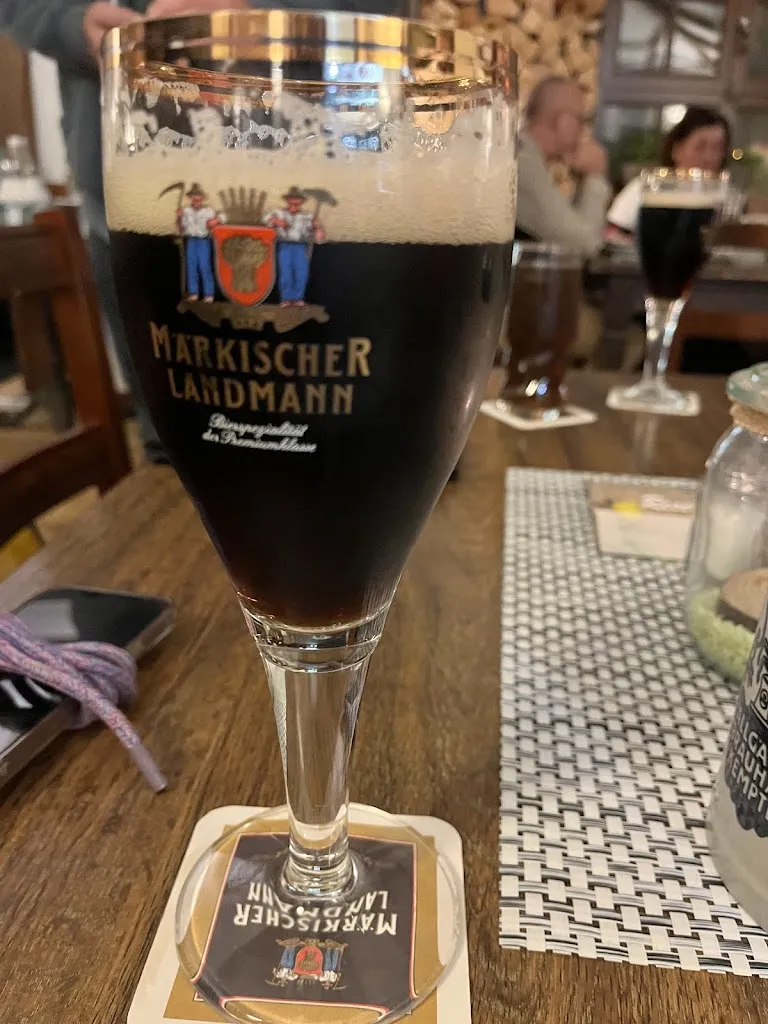 Daniel Motiño_Daheim_Berlin_review