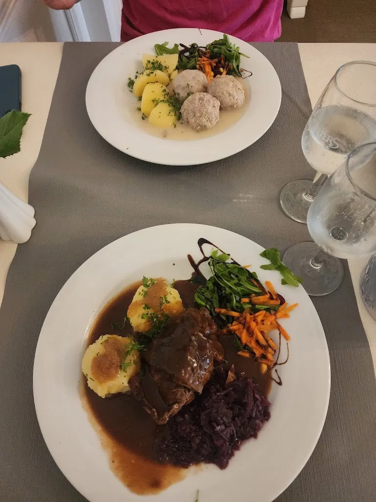 Kiara Goosen_Café & Restaurant Spreeblick_Berlin_review