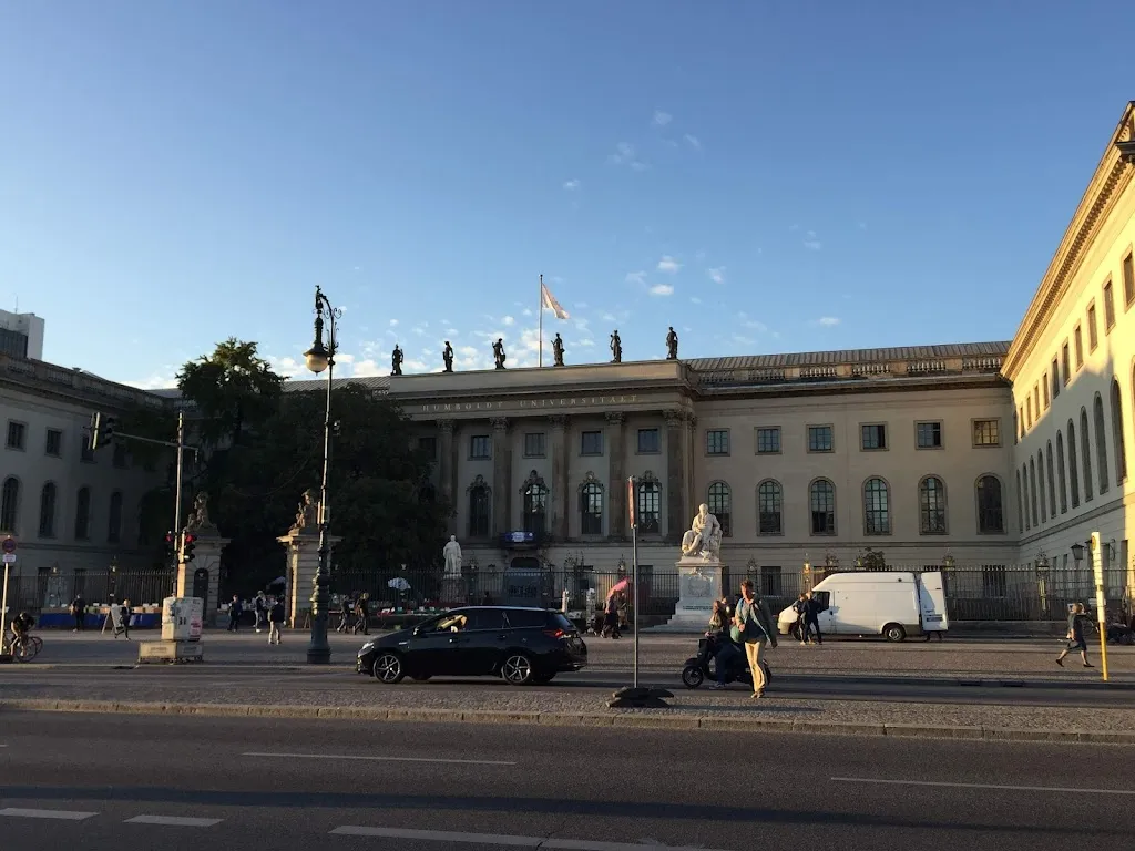 Praveen Mehrotra_Humboldt University of Berlin_Berlin_review