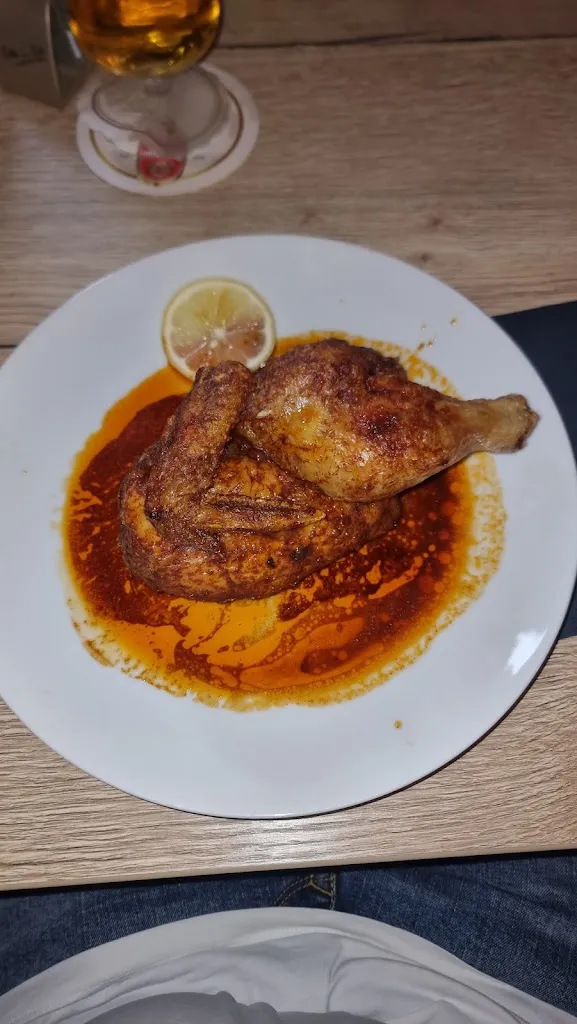 Sascha Salzmann_Gaststätte Silvia Müller_Inden_review