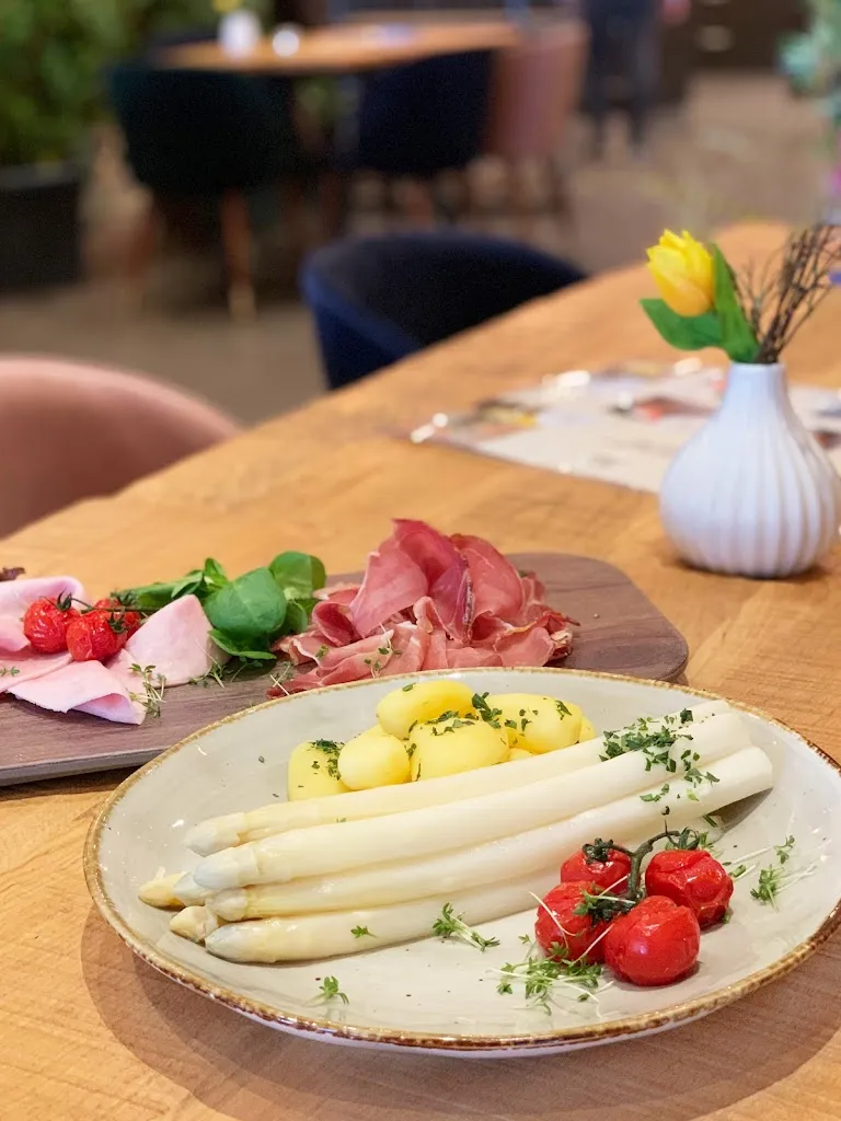 Hof Löbke GmbH & Co. KG_Ibbenbüren_slider_image_3