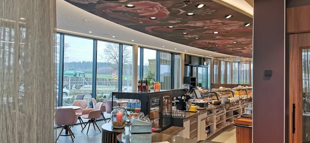 Bakery Café Rauchensteiner_Geisenhausen_slider_image_1