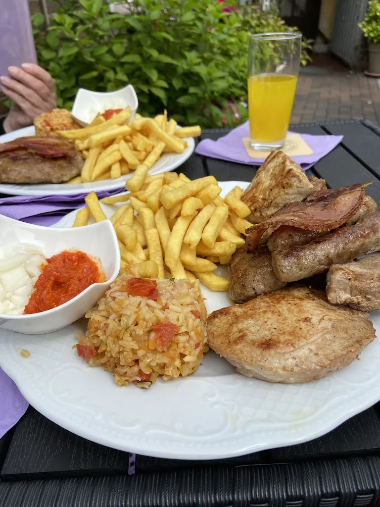 Bernd Wolter_Zum Küfer_Issum_review