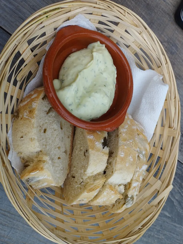 Menu_RojoBlanco_Hürth_image_9