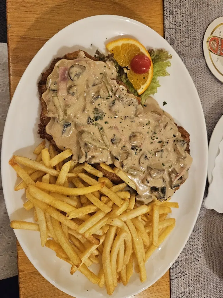 Lisa Åkerman Xufre_Dalmatino zum Burghof_Hürth_review