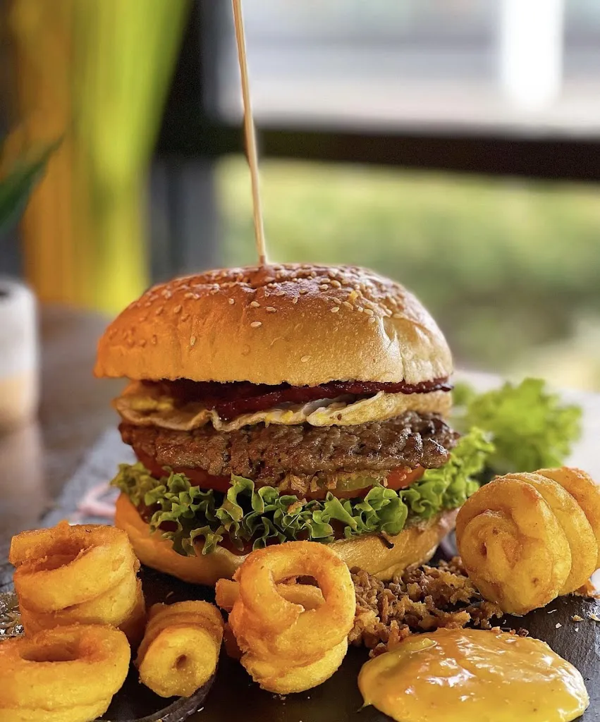 LUX BURGER_Hürth_slider_image_3