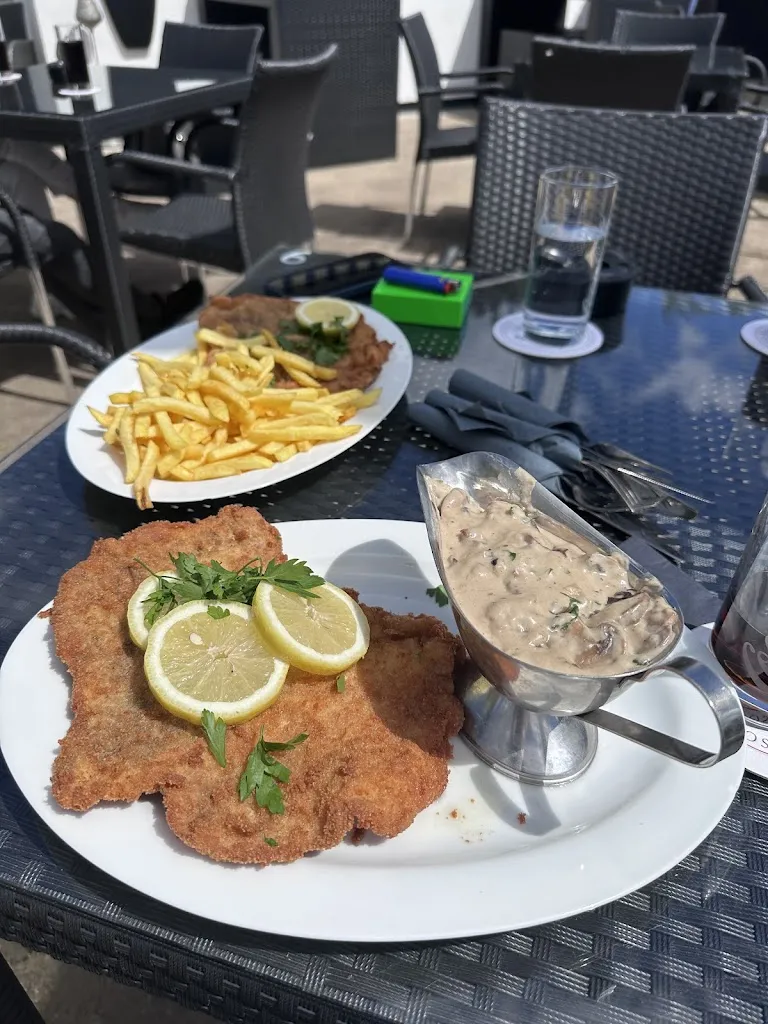 Seeterrasse Otto-Maigler-See_Hürth_slider_image_3