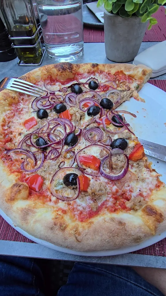 Ristorante-Pizzeria Dapino_Hürth_slider_image_2