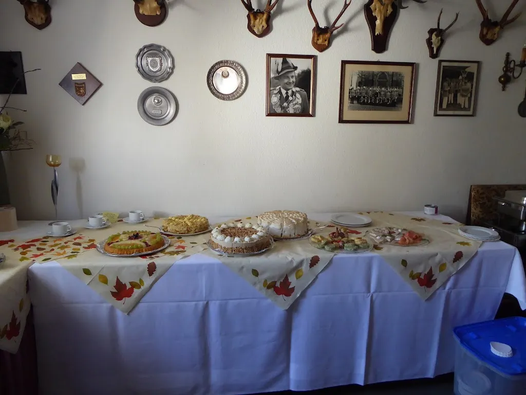 Zur deutschen Ecke - Steppkes_Hürth_slider_image_3