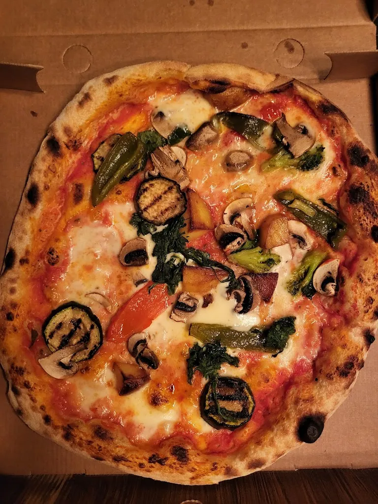 Menu_Made in italy - Neapolitanische Pizza_Hürth_image_7