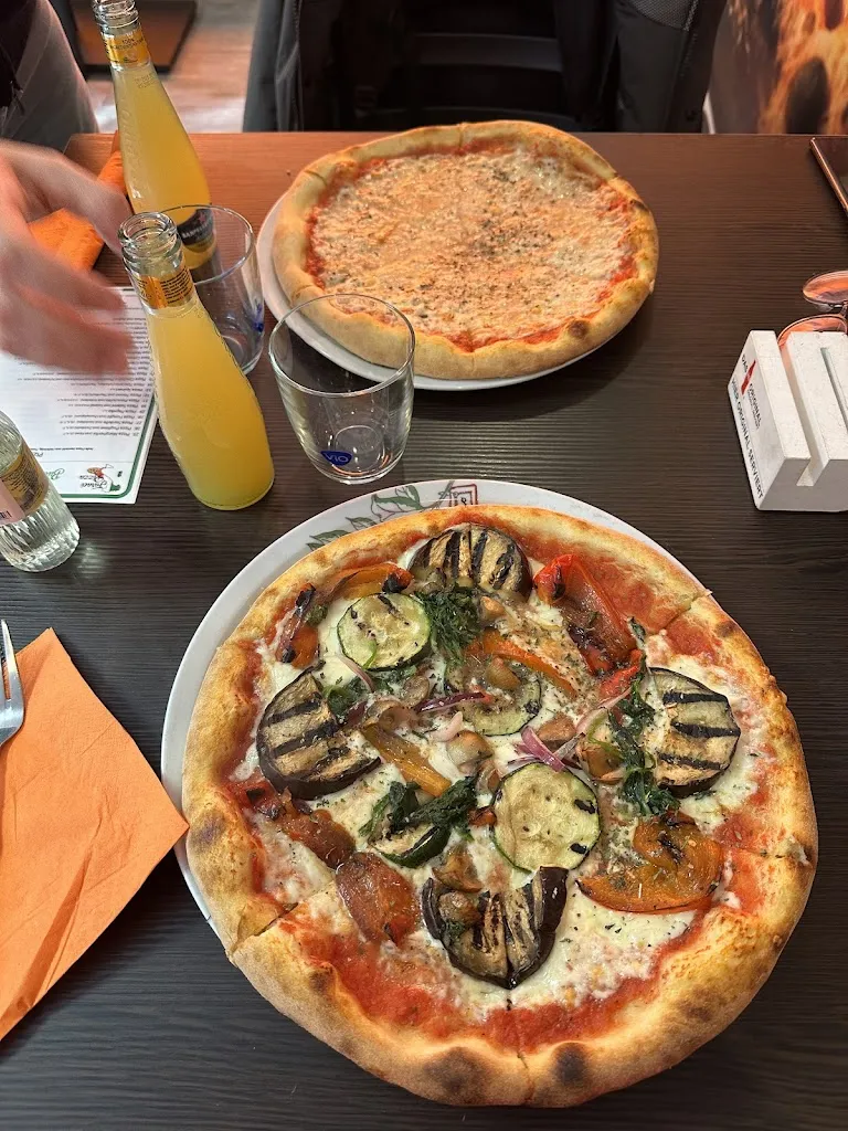 Faraci Pizza_Hürth_slider_image_2