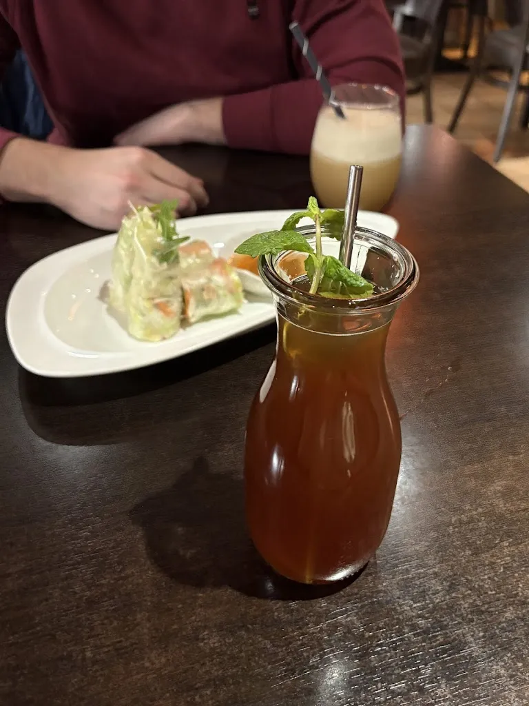 B. M._Mr. Son - Asian Cuisine And BBQ, Sushi. Lieferung_Hürth_recensione