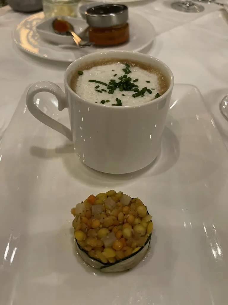 Rafael Zur_Restaurant Wasserpavillon im Romantik Parkhotel Wasserburg Anholt_Isselburg_review