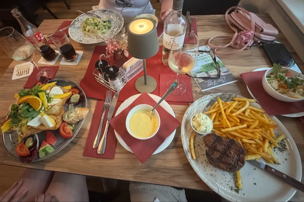 Zum Pitt by semis kitchen_Bocholt_slider_image_2