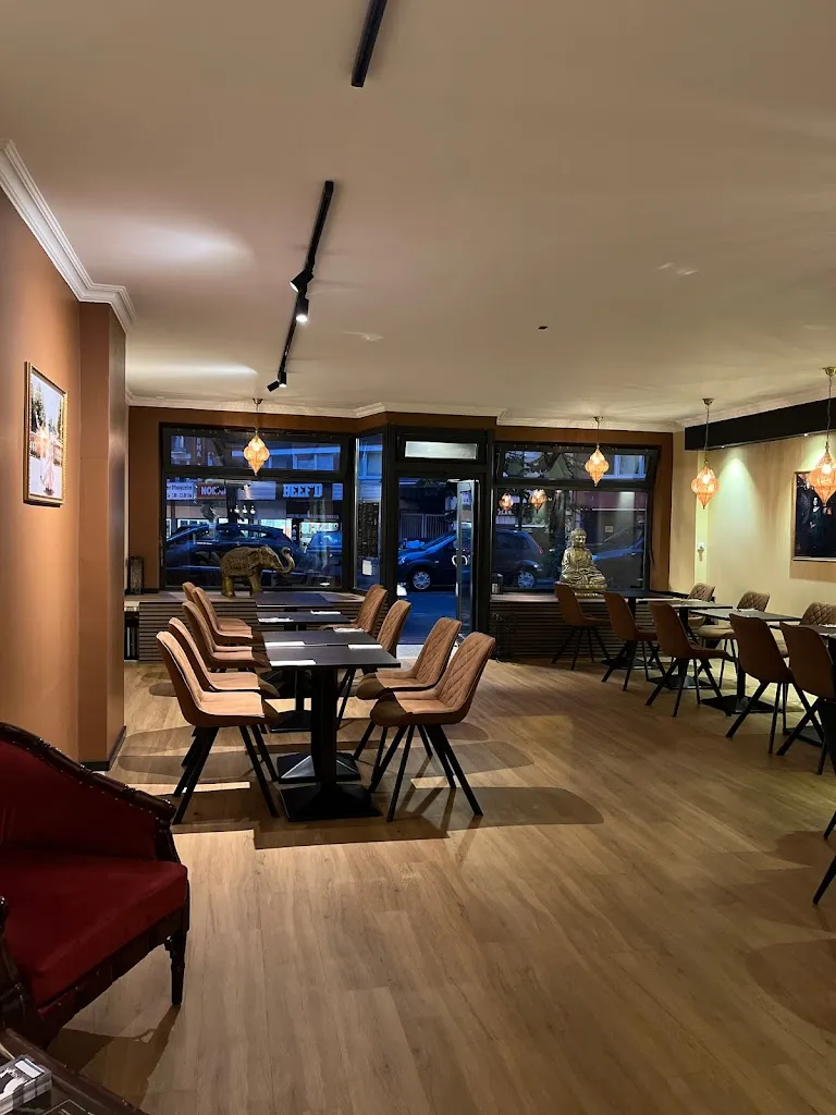 BHASIN since 1986_Köln_slider_image_1