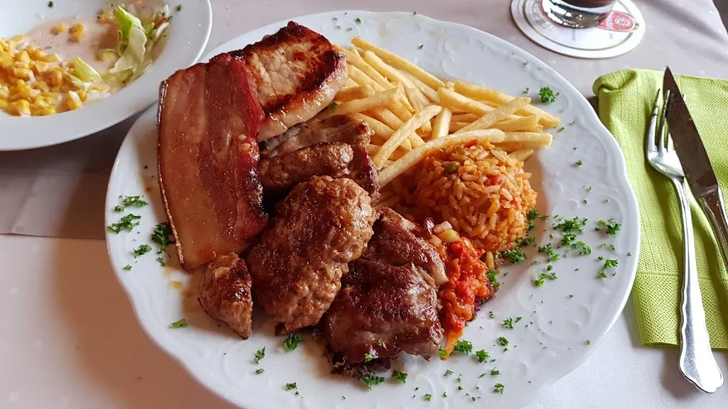 Restaurant Adria in „ Alt-Steinstrass“_Jülich_slider_image_3