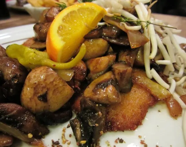 Wisseler Schnitzelhäuschen_Kalkar_slider_image_2