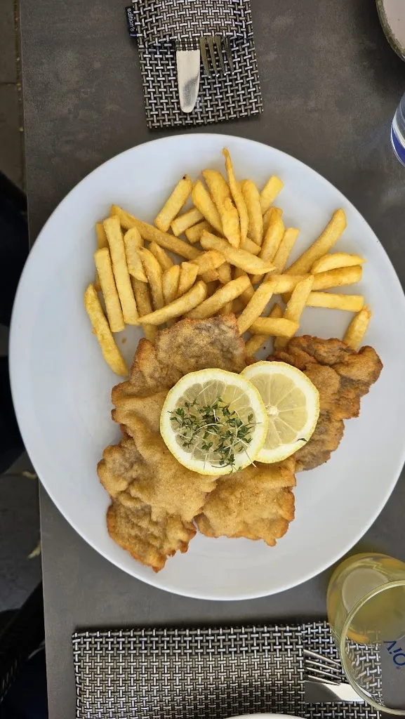 Menu_Cafe & Bistro Mango_Kalkar_image_4